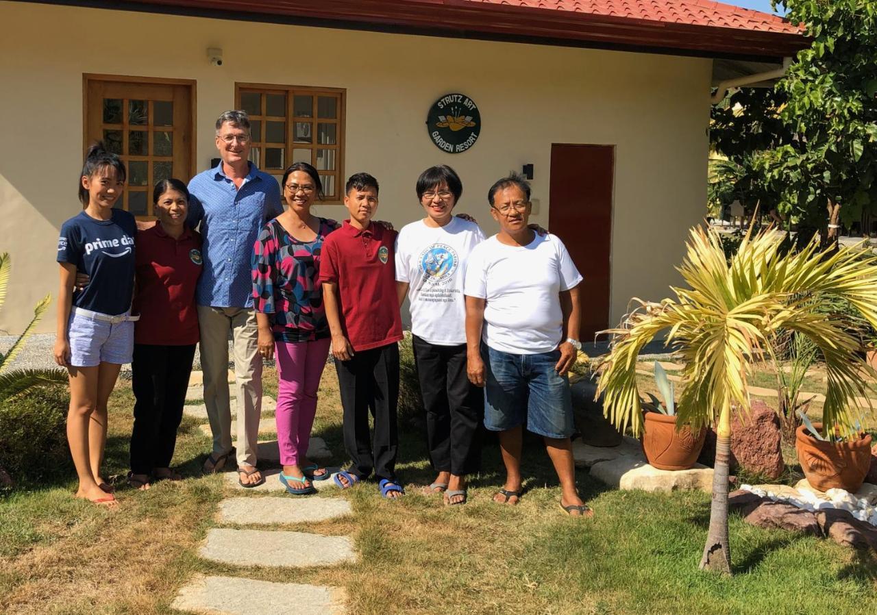 Strutz Art Garden Resort Bangued Екстер'єр фото