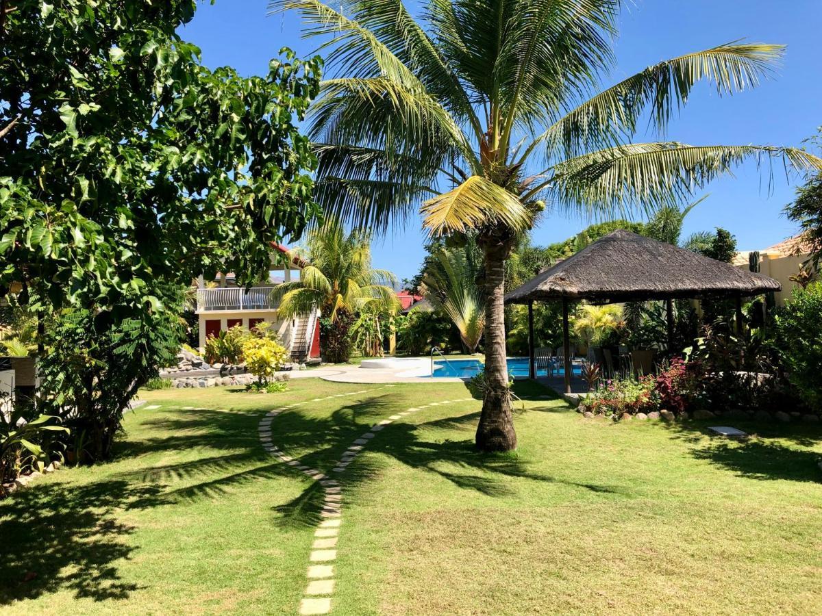 Strutz Art Garden Resort Bangued Екстер'єр фото
