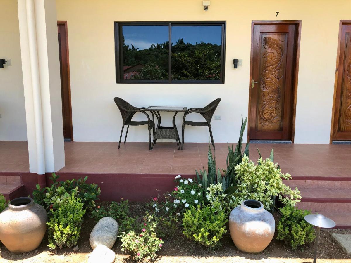 Strutz Art Garden Resort Bangued Екстер'єр фото