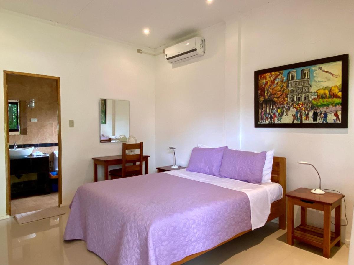 Strutz Art Garden Resort Bangued Екстер'єр фото