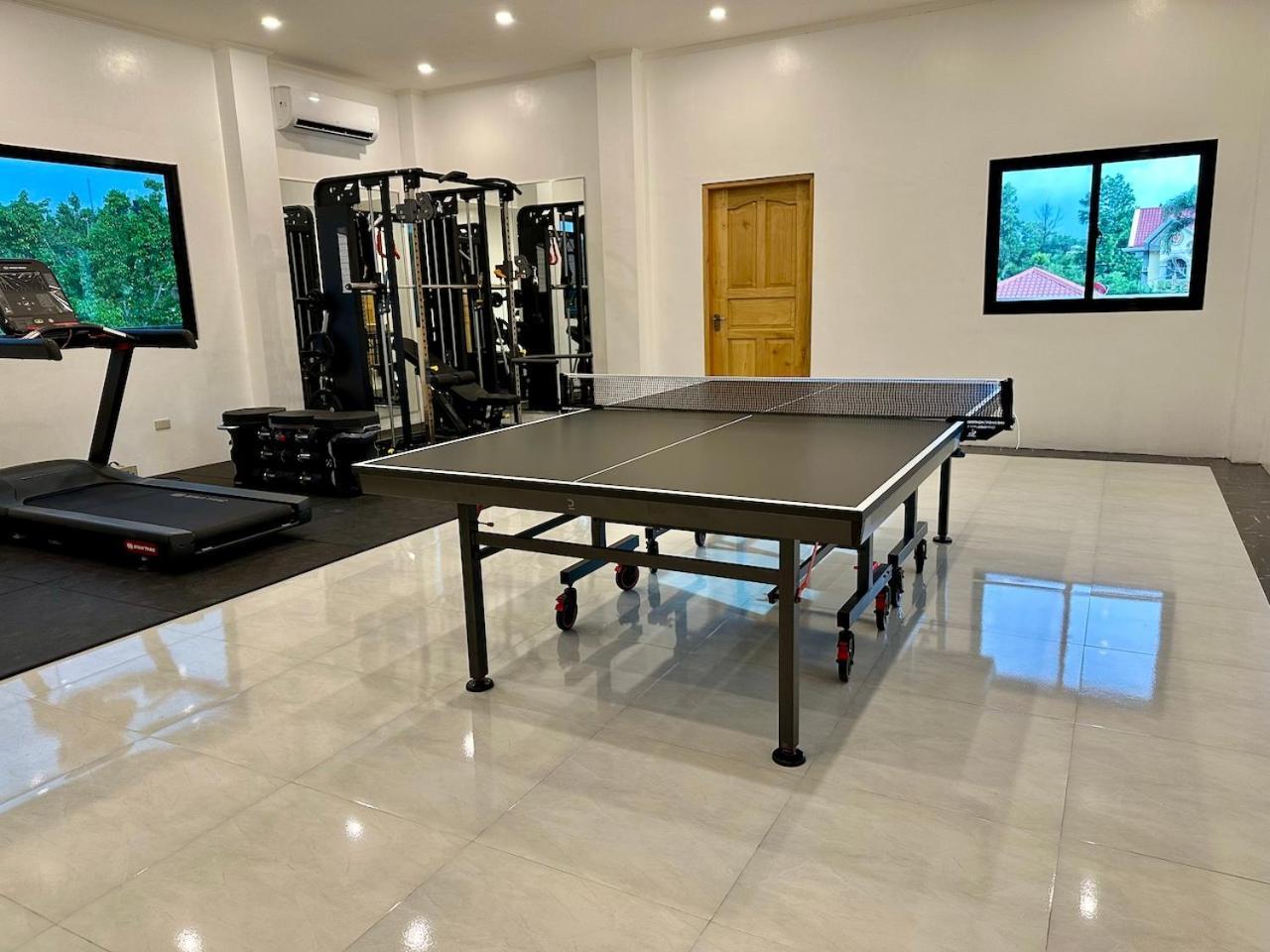 Strutz Art Garden Resort Bangued Екстер'єр фото